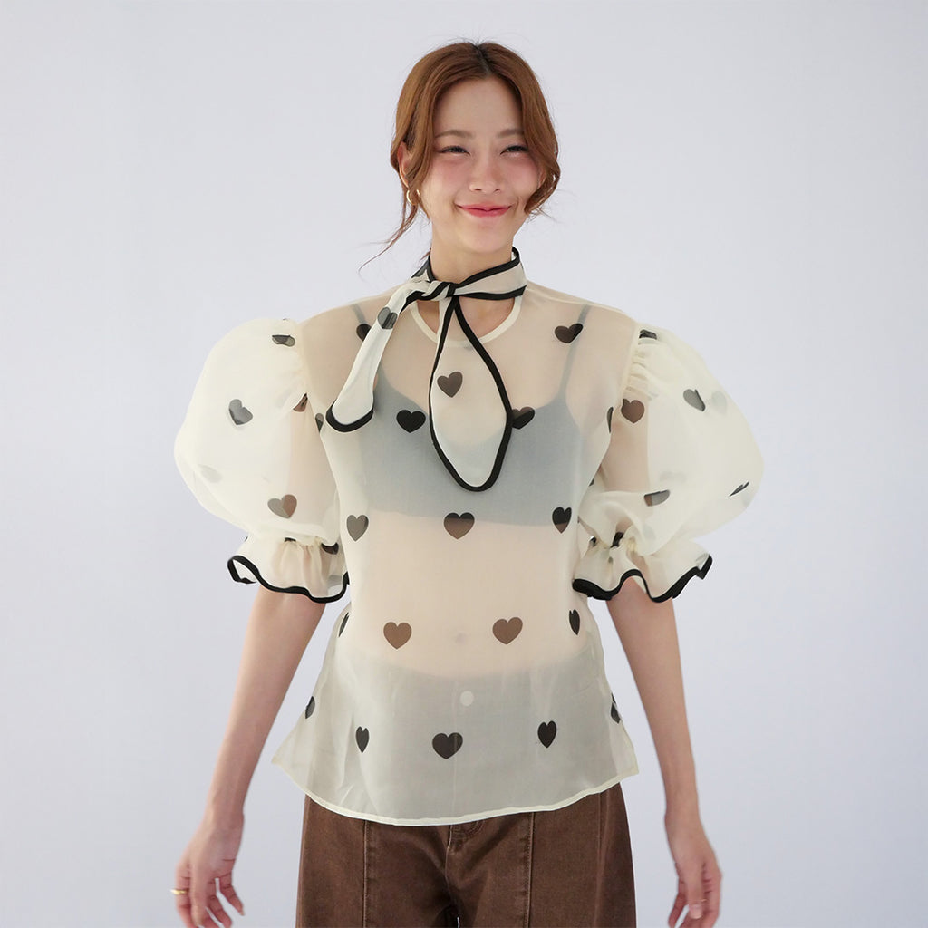 Julia Blouse (Pre-order 20 Nov)