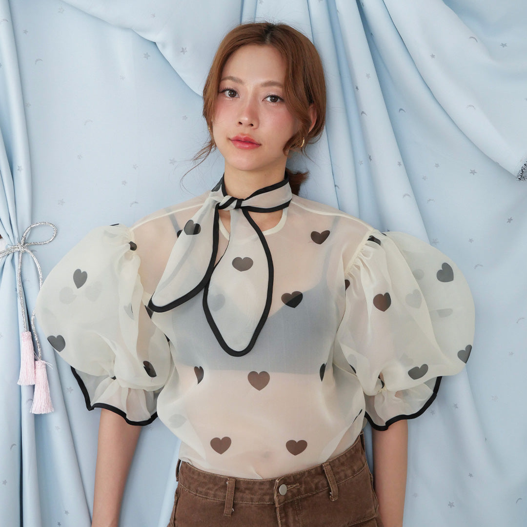 Julia Blouse (Pre-order 20 Nov)